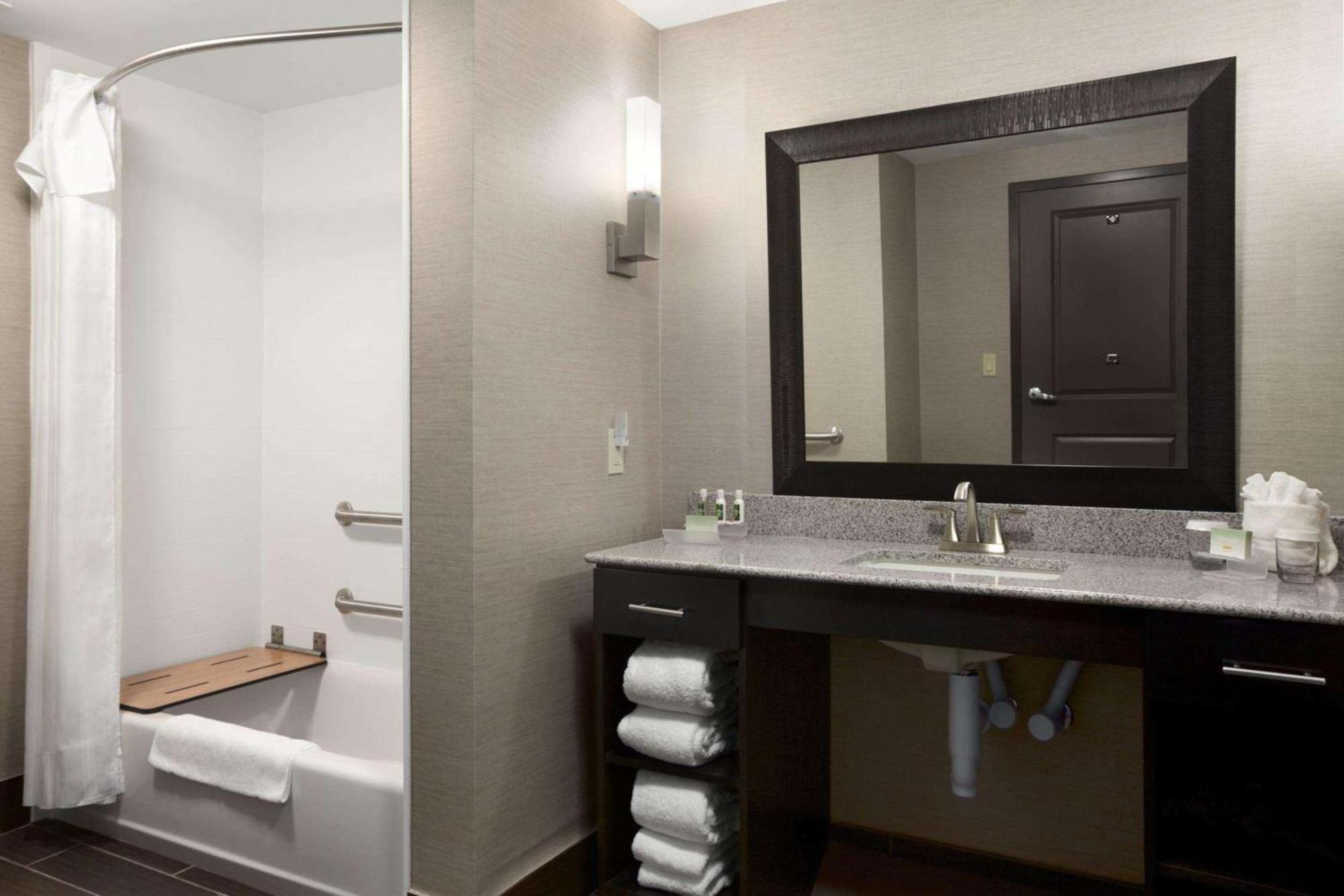Homewood Suites By Hilton Columbus Osu, Oh Экстерьер фото